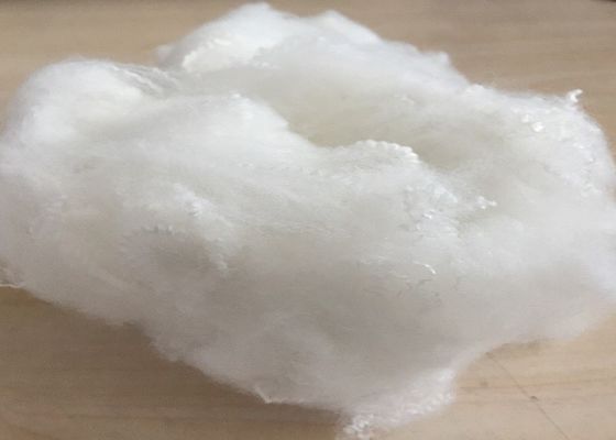 Heldere Ruwe Witte 1.5dtex×38mm Polyester Grondstof voor het Maken van Handschoengaren