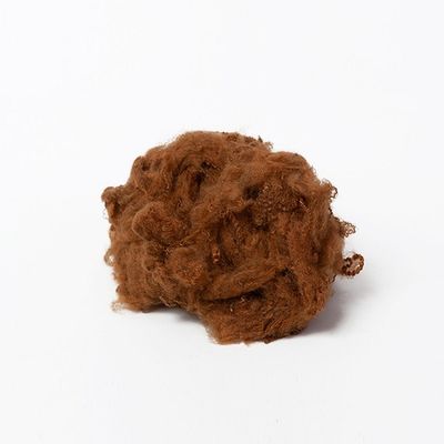 Kameel Gekleurde 1.2D 32mm de Grondstof van het Polyestergaren voor Dekens