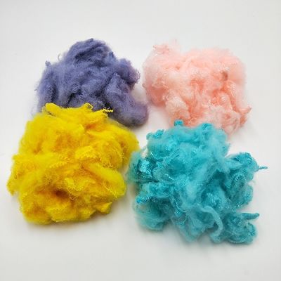 3D 28mm Verdovend middel Geverfte Polyester voor Niet-geweven Kunstlederbont
