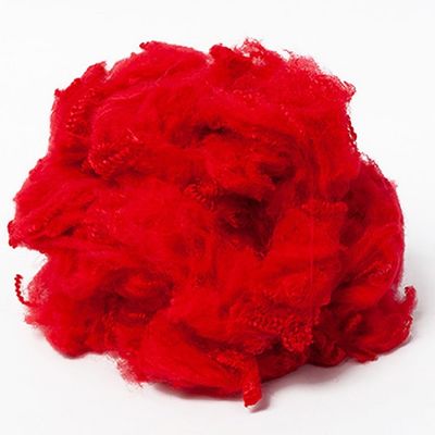 1.4d X 38mm Verdovend middel Geverfte Polyester die voor Open Beëindigen Ring Spinning spinnen