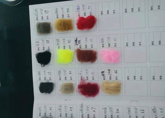 1.5d x de 38mm Geregenereerde Polyester van het HUISDIERENvlokken 100% van de Polyestervezel voor het Spinnen